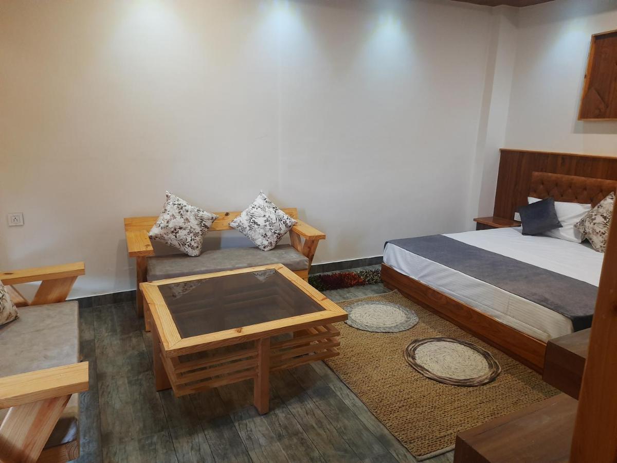 Trimounts-A Boutique Hotel & Wellnes Center In Tirthan Valley Banjār Esterno foto