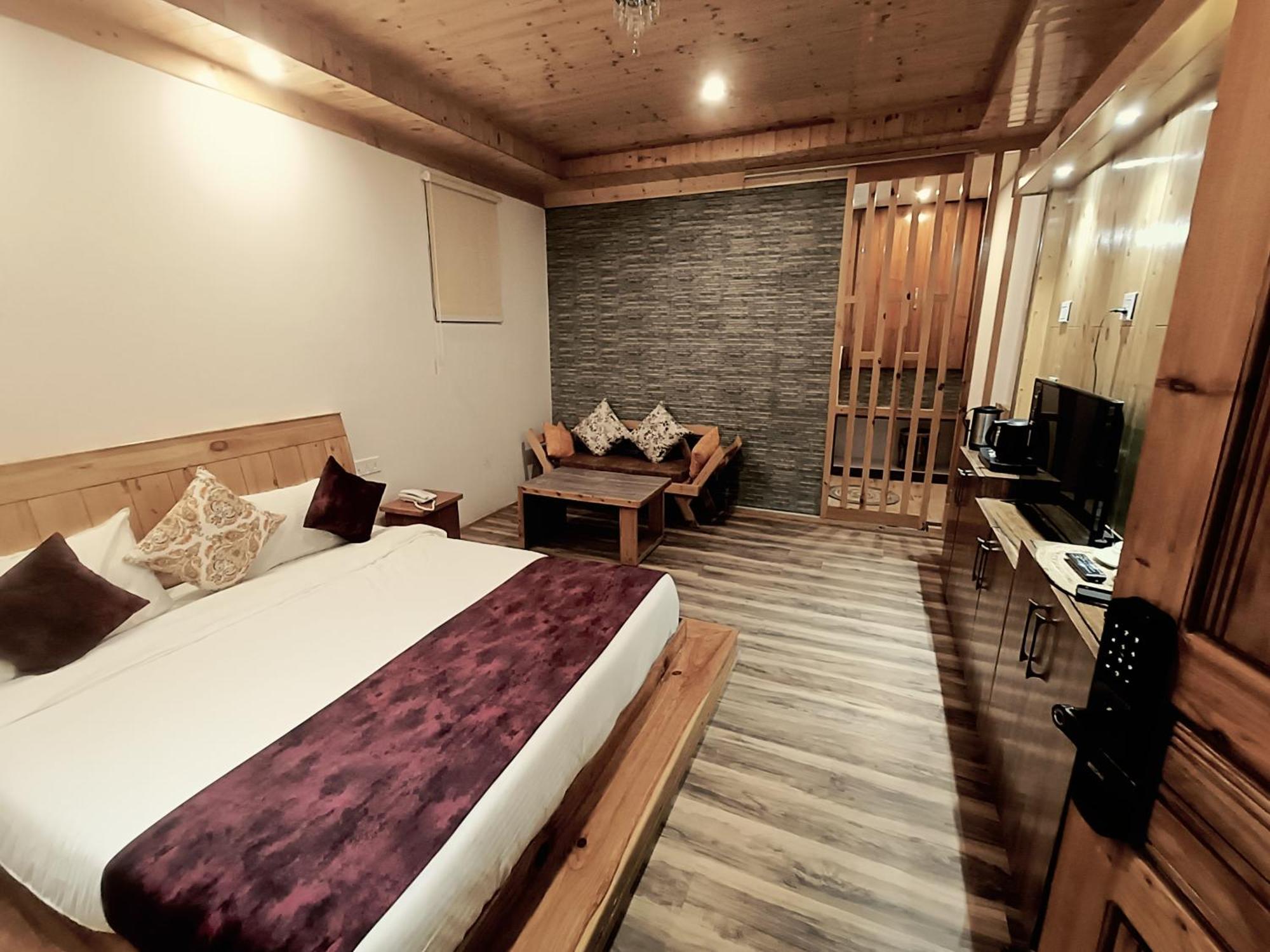 Trimounts-A Boutique Hotel & Wellnes Center In Tirthan Valley Banjār Esterno foto