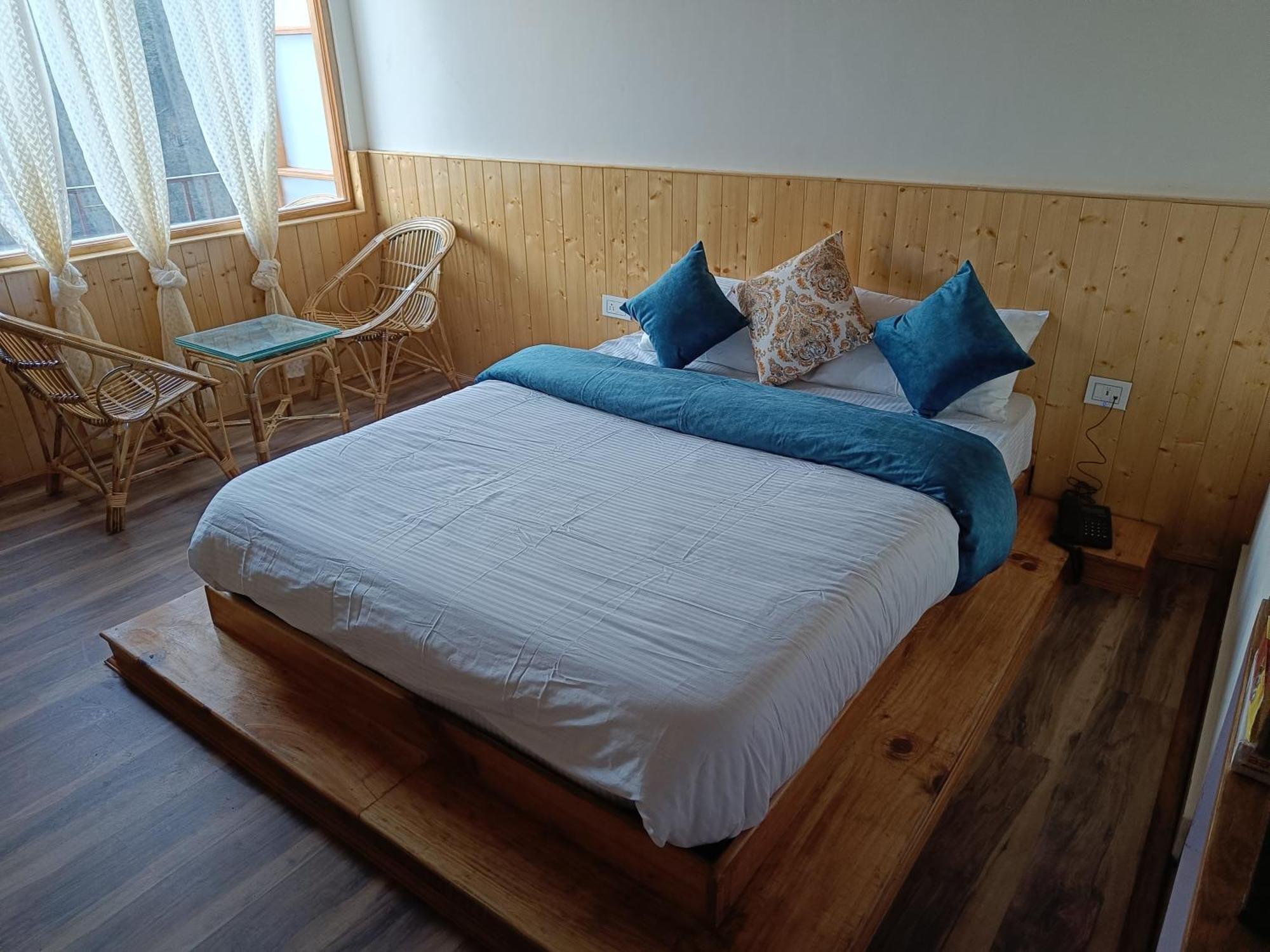 Trimounts-A Boutique Hotel & Wellnes Center In Tirthan Valley Banjār Esterno foto